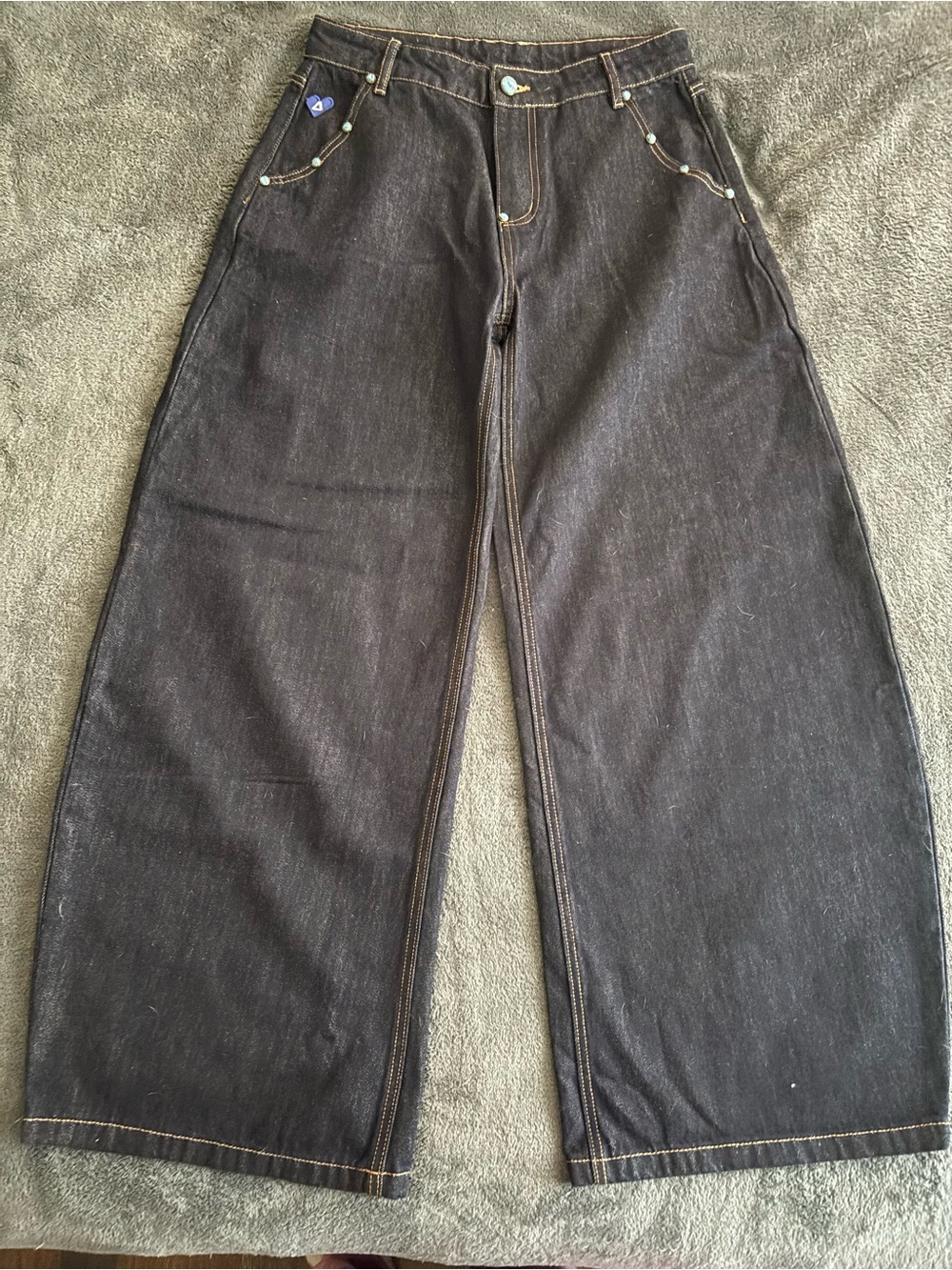 Aelfric Eden Black Barrel High-Rise Jeans with Turquoise Accents - Picture 4 of 6